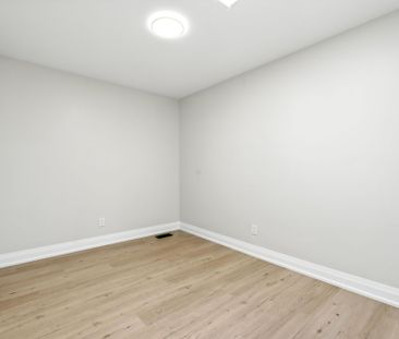 For Lease - 929 Upper Ottawa Street Unit# A, Hamilton, Ontario - Photo 6
