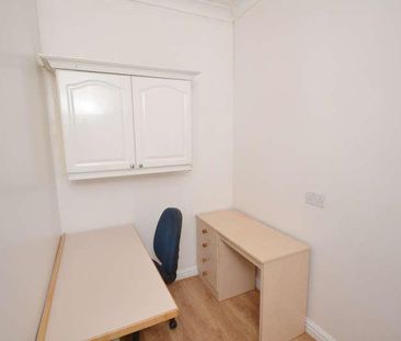 Standish Road, Fallowfield, Manchester, M14 - Photo 4