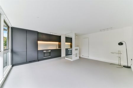 Recently Refurbished Apartment with Large Balcony, Marylebone - Photo 4