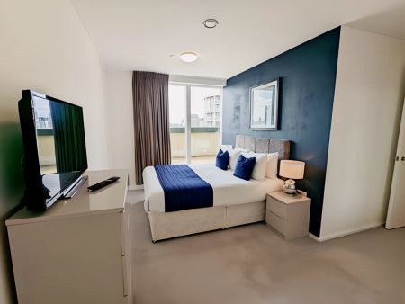 Four Bedroom Penthouse - Photo 5