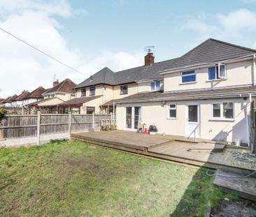 3 bedroom semi-detached house to rent - Photo 6