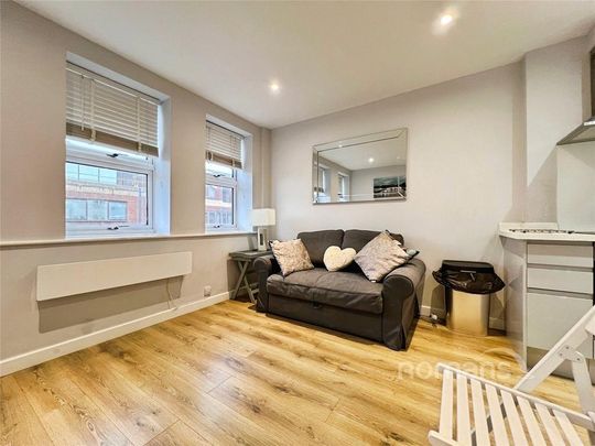 1 bedroom flat to rent - Photo 1