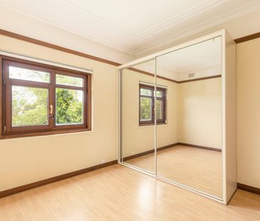 Two bedroom apartment, pets considered - Photo 3