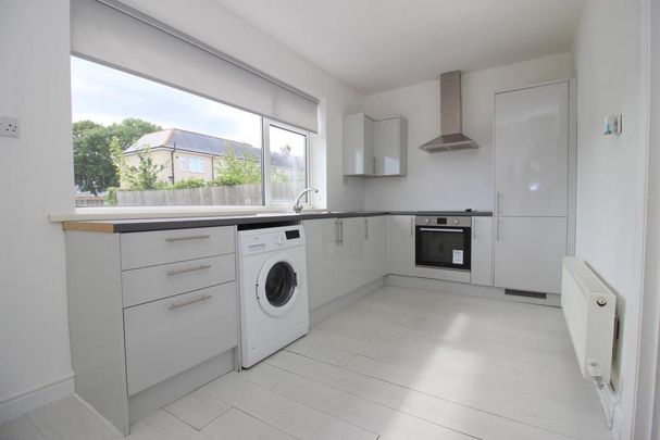 2 bedroom semi-detached house to rent - Photo 1