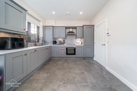 4 School House Lane, Larne, BT40 1FJ - Photo 5