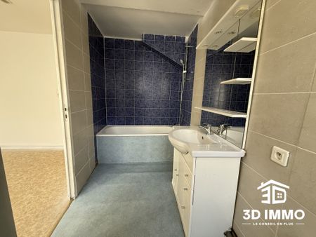 Location Appartement 3 pièces 75m² AVESNES SUR HELPE 59440 - Photo 5