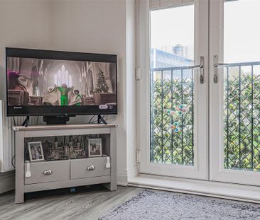 2 bedroom apartment to rent - Photo 5