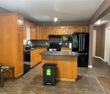 For Lease - 226 Bush Clover Crescent, Kitchener, Ontario - Photo 2