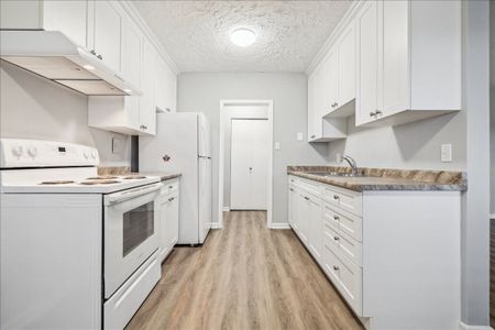 For Lease - 2350 Queensway Drive Unit# 3, Burlington, Ontario - Photo 2