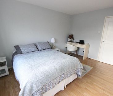 2 Bed Flat, Beaufort Court, N11 - Photo 1
