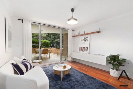 Modern One Bedroom Apartment in Vibrant Manly - Your Perfect Retreat! - Photo 3