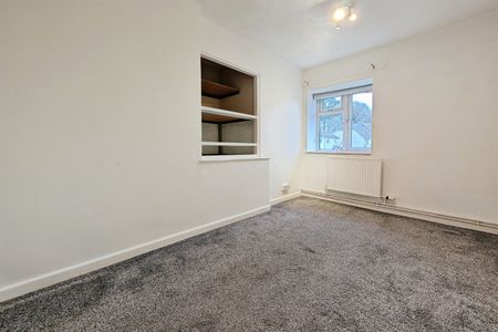 Byron Road, SO19 - Photo 5