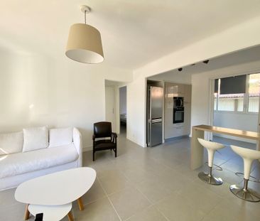 Location Appartement 3 pièces 56m² CASSIS 13260 - Photo 2