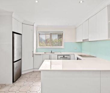 64 McKellar Boulevard, Blue Haven - Photo 1