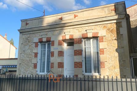 A LOUER MAISON T3 87,49 M2 HABITABLES PROCHE CENTRE-VILLE RO - Photo 3