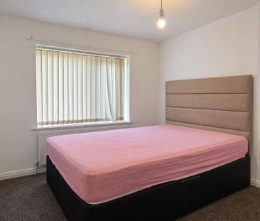 3 bedroom semi-detached house to rent - Photo 3