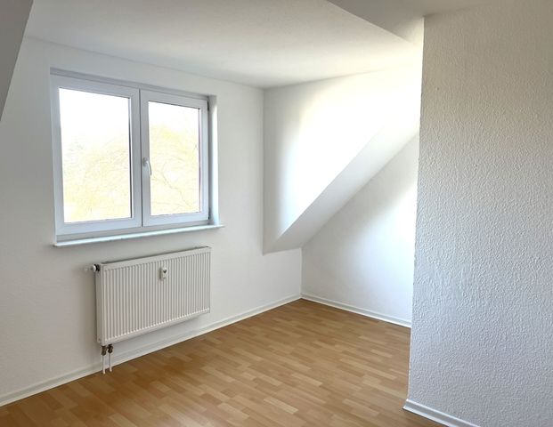 Perfekte Lage und Komfort: Helle 3-Zimmer Wohnung mit Balkon und Stellplatz - Photo 1