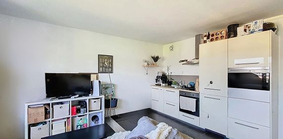 Apartment - Photo 2