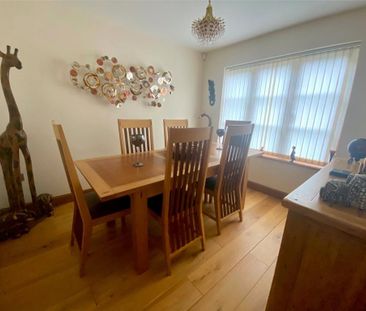 4 bedroom detached house to rent - Photo 2