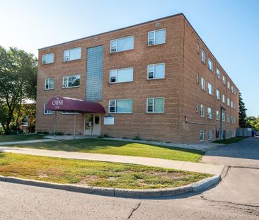 Capri Apartments - Photo 1