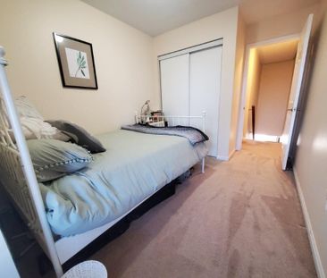 For Lease - 68 Lathbury Street, Brampton, Ontario - Photo 6