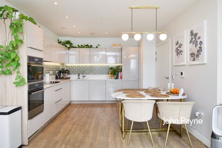 Telegraph Avenue, London, SE10 - Photo 5