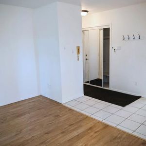 5 ½ STYLE CONDO – Val-Bélair –Disponible maintenant - Photo 2