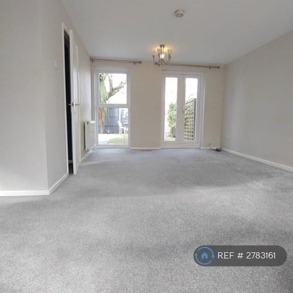 2 bedroom semi-detached house to rent - Photo 1