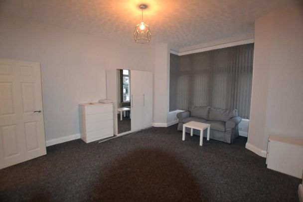 Ground floor flat to rent - Photo 1