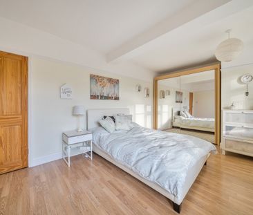 4 bedroom semi-detached house to rent - Photo 6