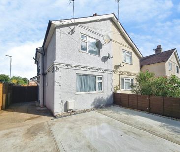 3 bedroom semi-detached house to rent - Photo 2