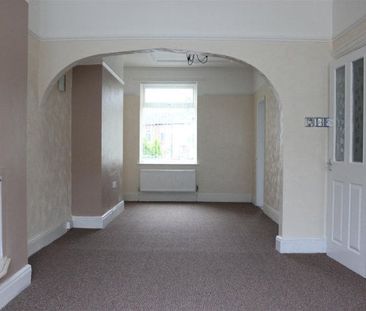 Gorsefield Road, Prenton - Photo 1