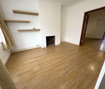 St Albans Avenue, East Ham, London, E6 - Photo 2