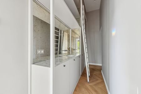 Location Appartement de luxe Paris 8 5 Pièces 155 m² - Photo 5