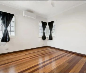 “Ready For Christmas | AC” - Photo 3