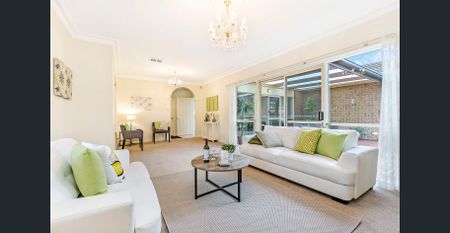 Neat, Low Maintenance & Built for Entertaining - Photo 3