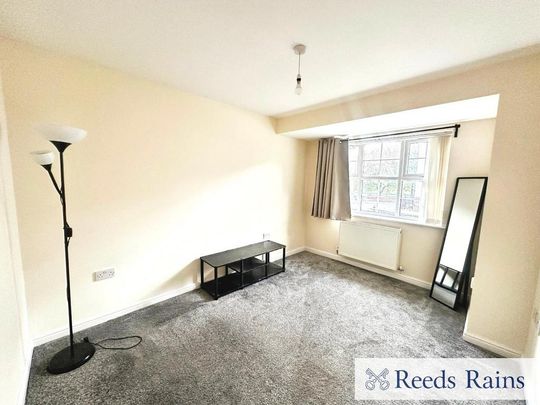 4 bedroom terraced house to rent - Photo 1