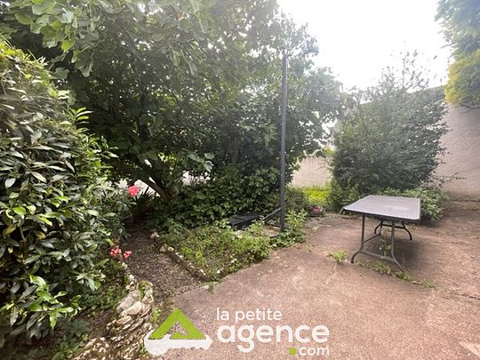 Maison T4 à Asnières avec jardin et garage - Photo 1