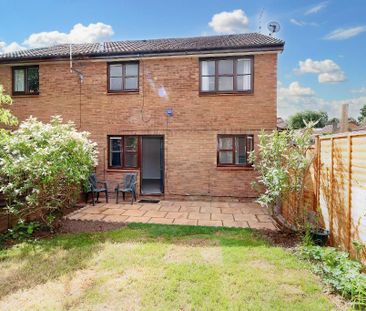1 bedroom mews to rent - Photo 3