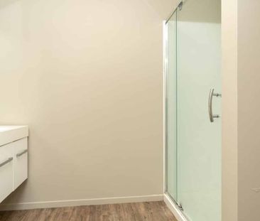 Two-Bedroom Home in Hamilton East - Photo 3