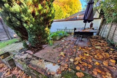 Bedroom Ground Floor Maisonette In Godalming, GU7 - Photo 5