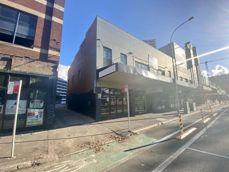 Neat Two Bedroom Unit in CBD Location! - Photo 3