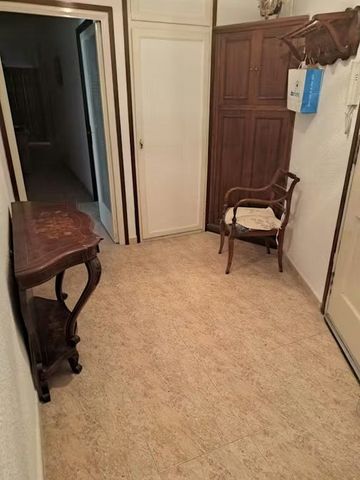 Avinguda de Gaudí, Barcelona, Catalonia 08025 - Foto 3