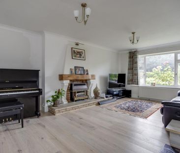 4 bedroom detached house to rent - Photo 1