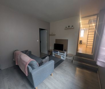 Location Appartement 2 pièces 42m² - Photo 3