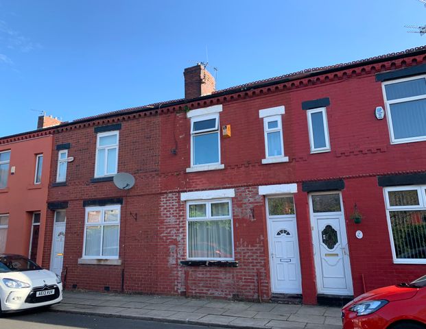 Fab 3 Bed Student House - Salford Uni 🎓 Room 2 - Double - Photo 1