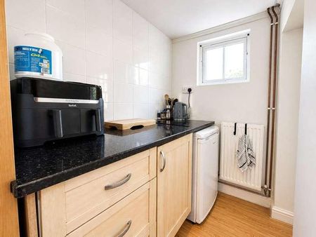 Garden Annexe, Pentlow, Pentlow, Sudbury, CO10 - Photo 5