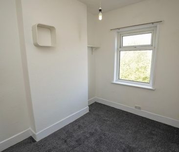 3 bed House - Terraced for Rent - Photo 2