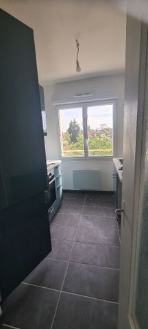 Location Appartement 2 pièces 40m² - Photo 2