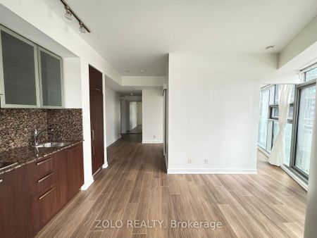For Lease - 14 York Street Unit# 1211, Toronto, Ontario - Photo 2